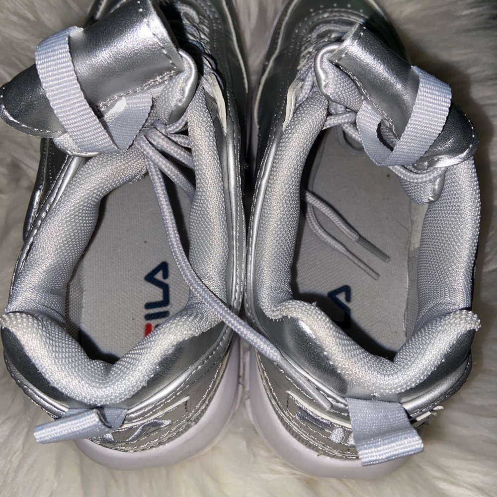 Fila Shoes - Picture 7 of 9